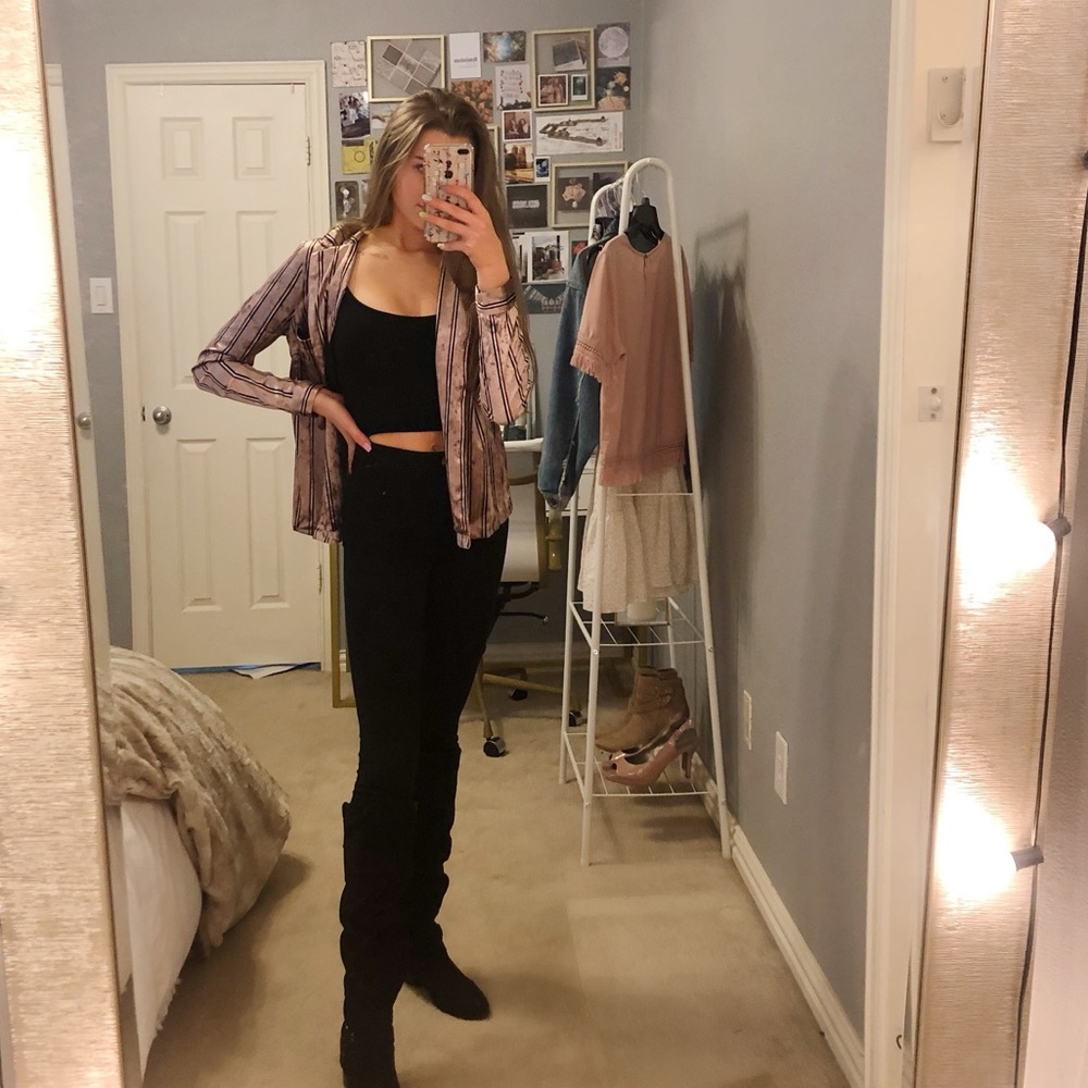 Forever 21 crushed velvet button up shirt